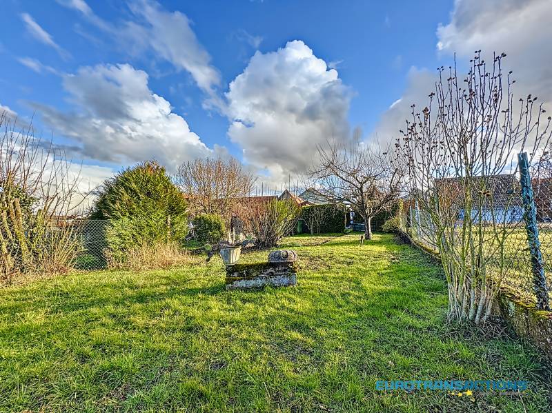 Terrain Constructible de 5.36 ares à Dauendorf