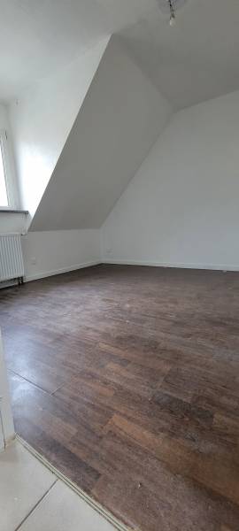 DUPLEX F3 AVEC UNE AGENCE IMMOBILIERE  A SOUFFLENHEIM